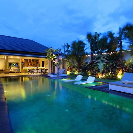 Villa Amba Laba By Optimum Bali Villas เซมินยัค ภายนอก รูปภาพ